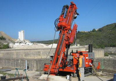 Maquinaria de sondeos geotecnicos en Madrid